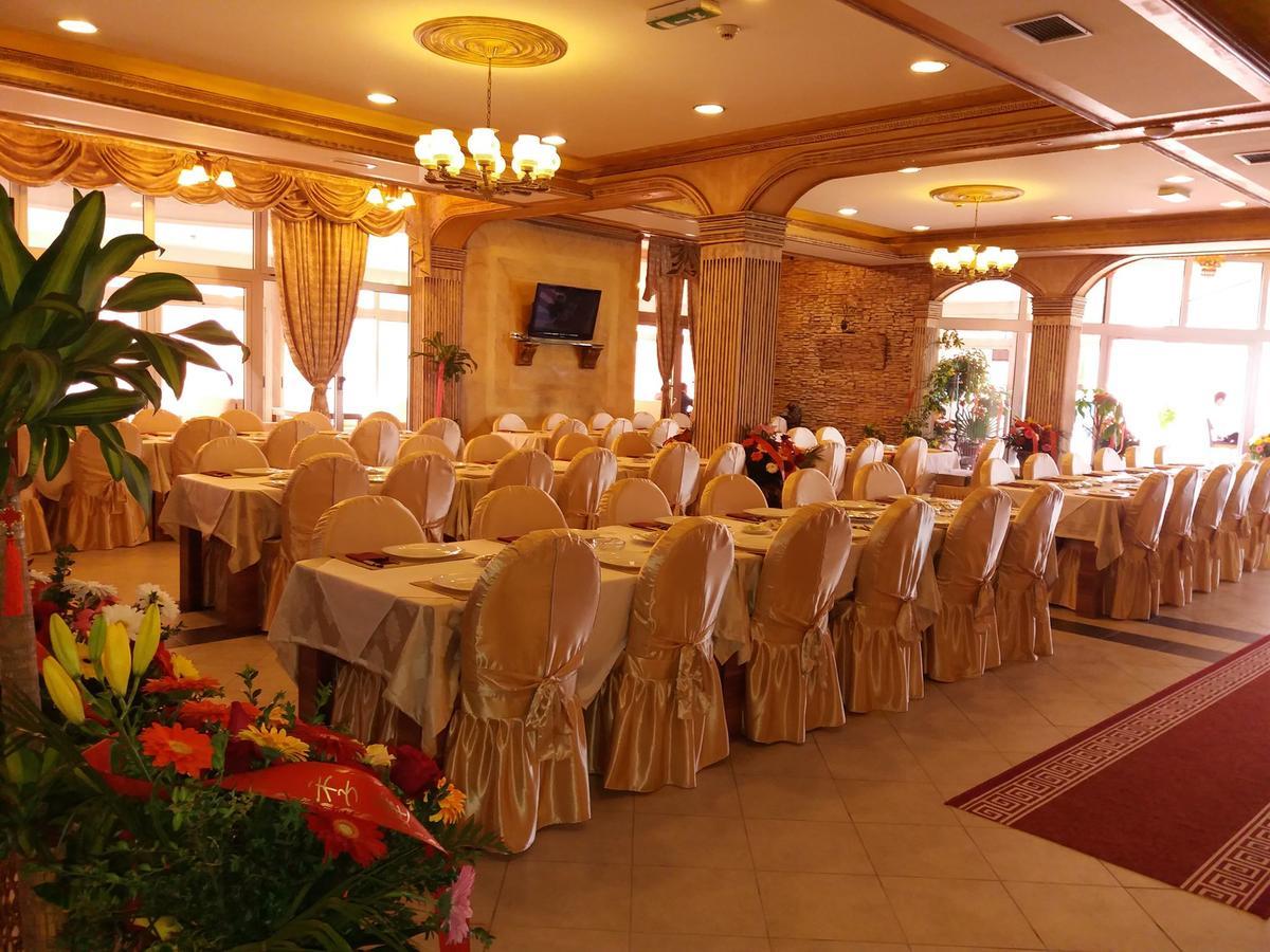 Hotel & Restaurant Great Wall - Airport Sarajevo Eksteriør bilde