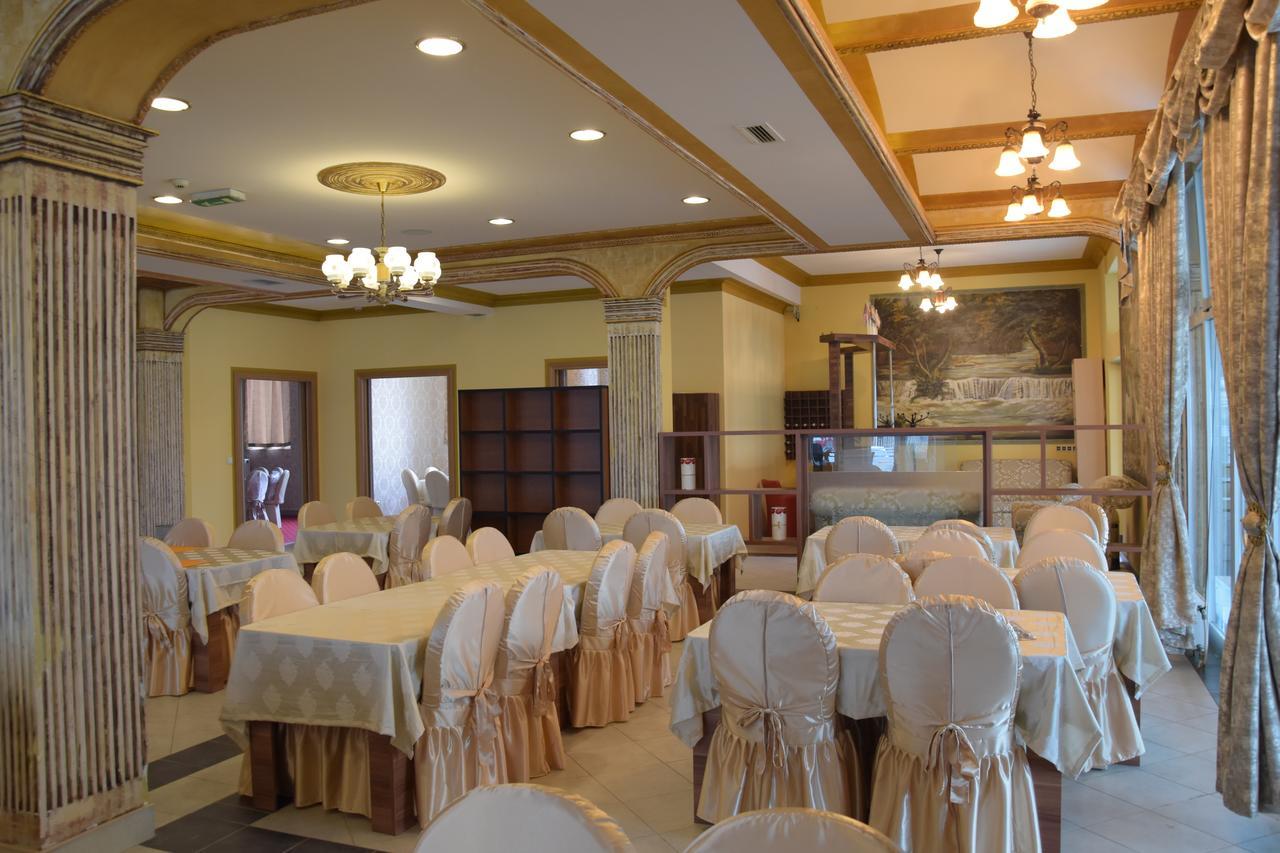 Hotel & Restaurant Great Wall - Airport Sarajevo Eksteriør bilde